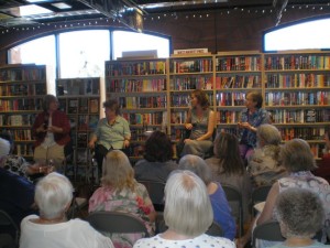 l to r, Kate Carlisle, Eileen Brady, Jenn McKinlay, me